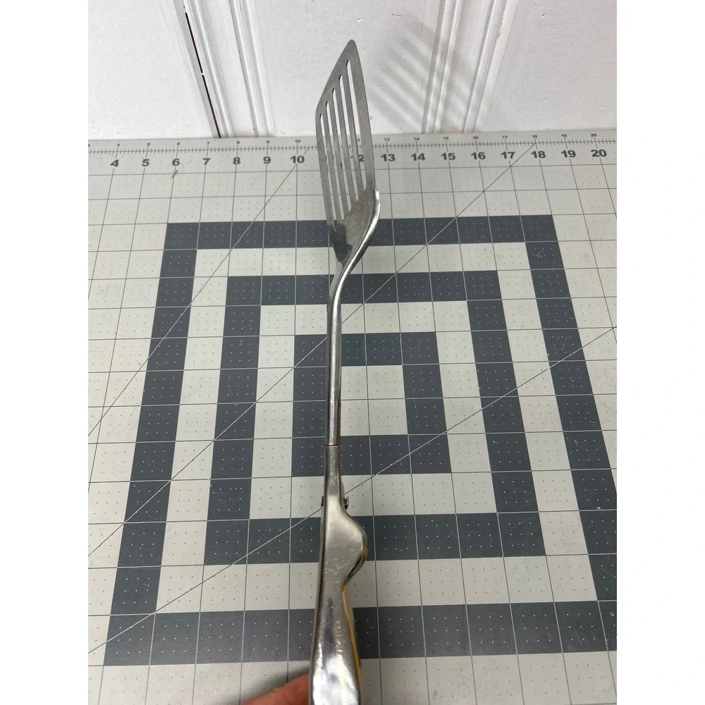 EZ Easy Flip Spatula 17in Silver Spring Loaded Mechanical Squeeze Handle
